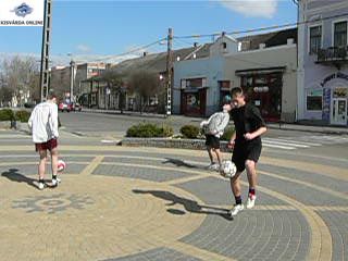 p1260427_712_2007031674131_368.JPG