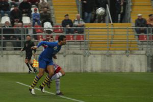 Forgács András ezuttal nem fejeteknikájával, hanem rúgóerejével kápráztatta el a nagyérdeműt sopron12_554_20080221143213_266.jpg