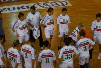 A csapat együtt marad és játszik és szeretnénk minden rosszmájú hiedelmet kiiktatni ftc_6312_583_20080310162230_339.JPG