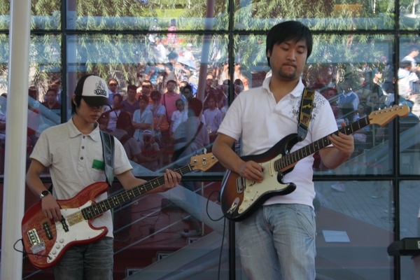 pekingi_utcazenesz_544_20080816124450_833.JPG