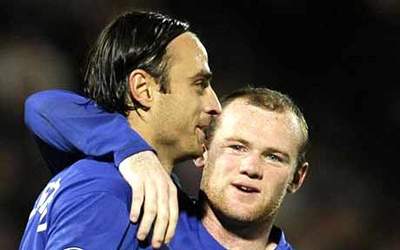 berbatov_rooney_633_20081012151229_878.jpg berbatov_rooney_633_20081012151229_878.jpg