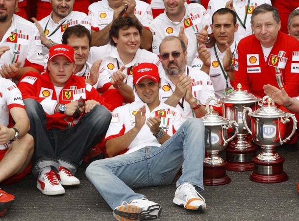 ferrari_team_687_2008101080148_925.jpg ferrari_team_687_2008101080148_925.jpg