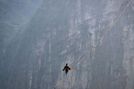highwire2wenn_450x300_127_20081024154202_229.jpg highwire2wenn_450x300_127_20081024154202_229.jpg