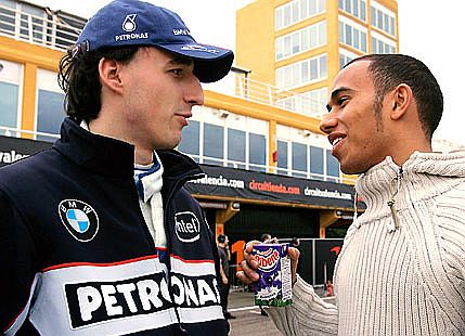 kubica_hamilton_782_20081008195146_120.jpg kubica_hamilton_782_20081008195146_120.jpg