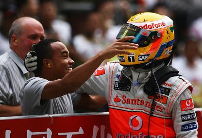 lewis_and_nicholas_hamilton_316_20081030165800_465.jpg lewis_and_nicholas_hamilton_316_20081030165800_465.jpg