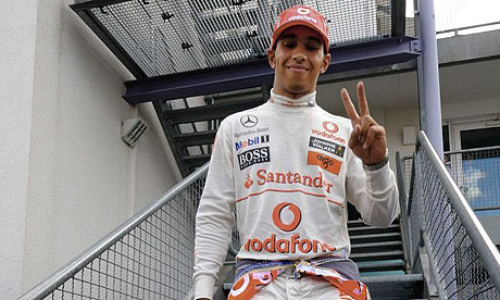 lewis_hamilton_3_739_20081016184305_237.jpg lewis_hamilton_3_739_20081016184305_237.jpg
