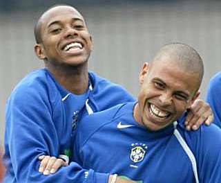 ronaldo_robinho_617_20081012145816_620.jpg ronaldo_robinho_617_20081012145816_620.jpg