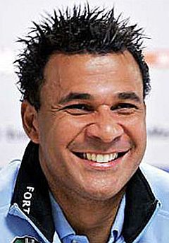 ruud_gullit_303_20081013143218_501.jpg ruud_gullit_303_20081013143218_501.jpg
