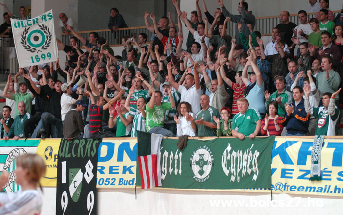 fradi_kezilabda_szurkolok_251_2008110300537_784.jpg fradi_kezilabda_szurkolok_251_2008110300537_784.jpg