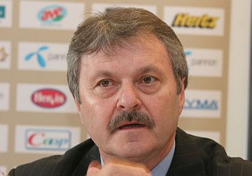 sinka_laszlo_980_20081229120647_695.jpg sinka_laszlo_980_20081229120647_695.jpg