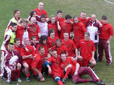 magyar_valogatott_u18_171_20090110151405_601.JPG magyar_valogatott_u18_171_20090110151405_601.JPG