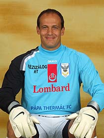 Szűcs Lajos biztos pont Pápán