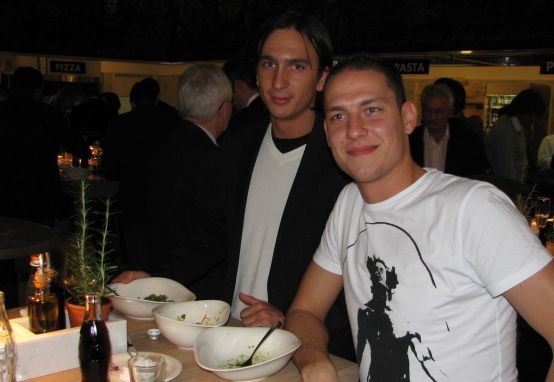 Oláh verte osztrákok