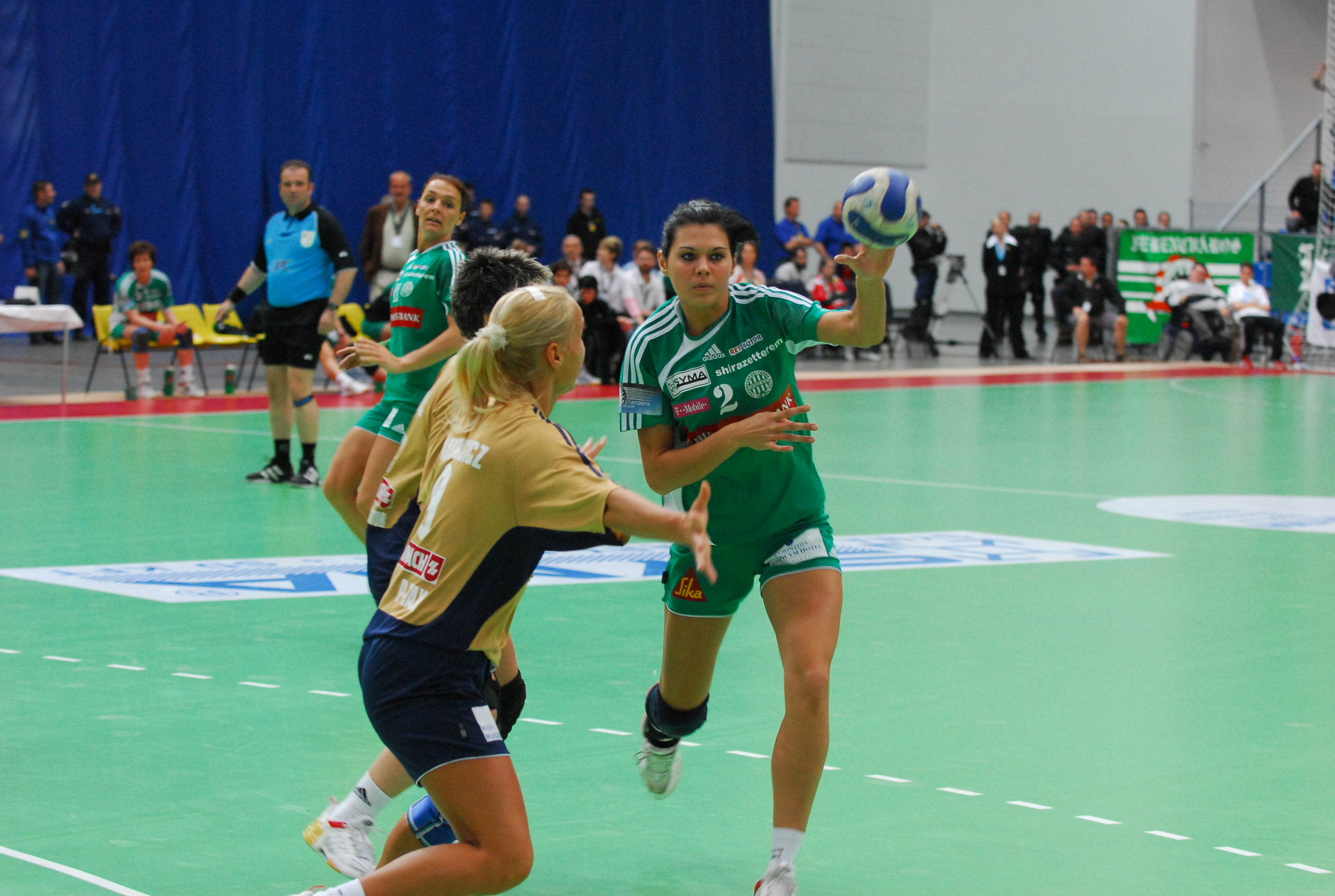 Hiába szurkoltak a focisták