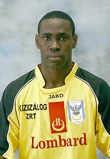 Parádés pápai szezonkezdet