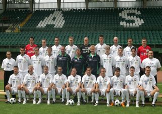 Haladás: poszterek, naptárak a szurkolóknak