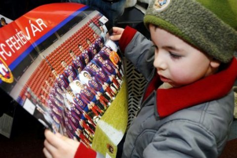 Óvodások jártak a Sóstói Stadionban