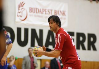 Bajusz Sándor: érdekes, hogy ugyanaz a játékvezető állított ki...