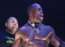 Melvin Manhoef: Az emberek elvárják tőlem a cirkuszt!