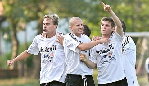 Mint vak a poharat...