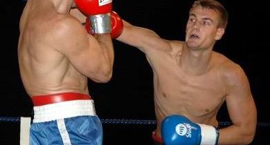 Ismét remek meccsek a párkányi profibox gálán