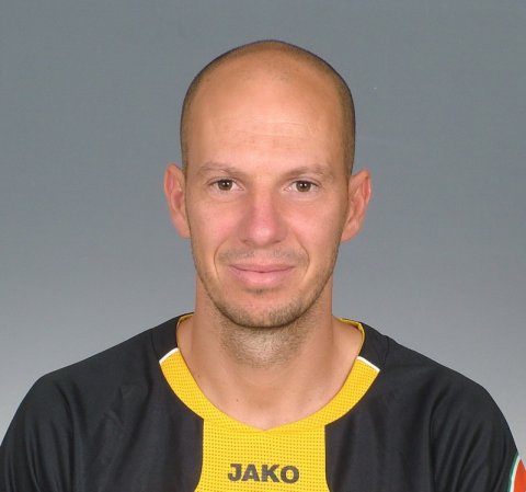 Alma, meg a fája