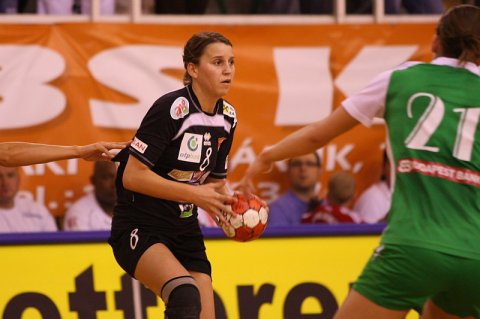 Csáki Viktória, a DVSC-Korvex játékosa