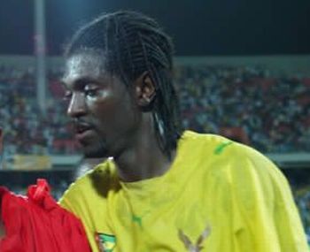 A hírek szerint Adebayor sértetlen