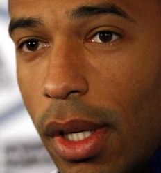 Thierry Henry a FIFA bizottsága elé kell álljon