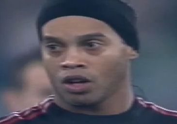 Ronaldinho mindkét gól aktív résztvevője volt