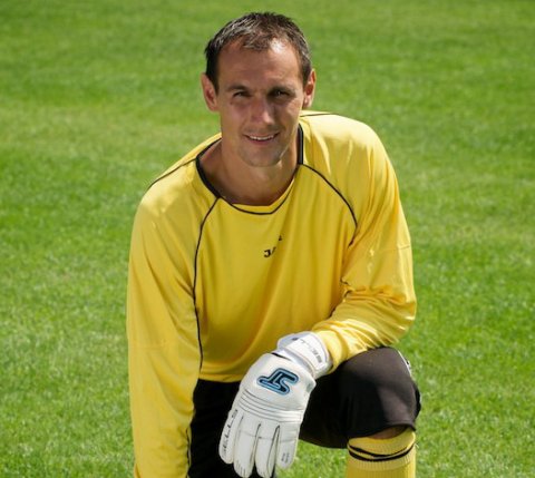 Németh Viktor, a Tatabánya kapusa