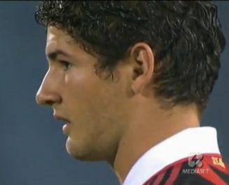 Pato visszatért és gólt szerzett