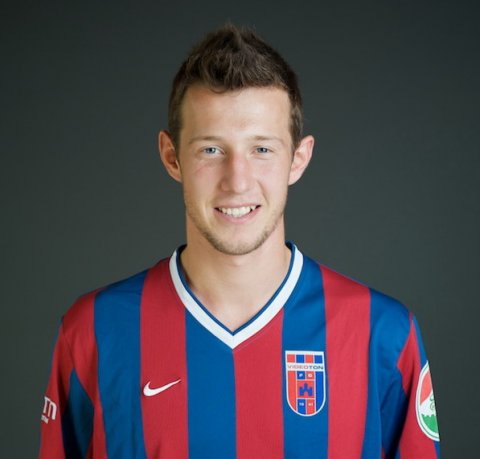 Elek Ákos, a Videoton védekező középpályása