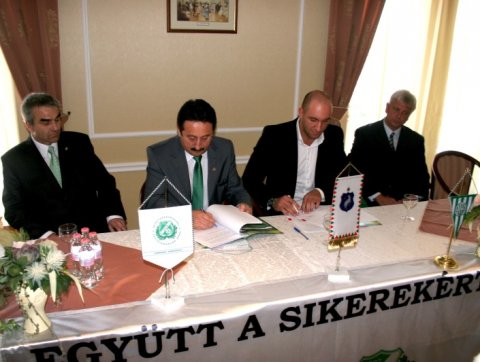 Összefogás