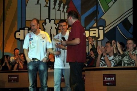 Diákpárbaj után, meccs