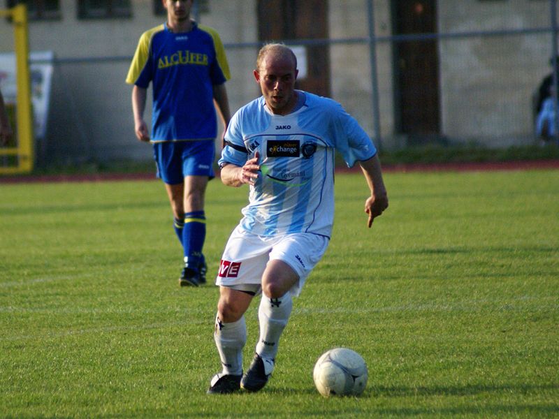 Másfél játékossal beljebb