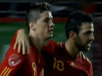 Torres (balra) góllal tért vissza a válogatottba