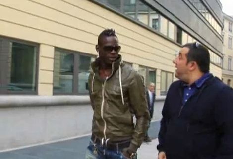 Húzódik a Balotelli-ügy