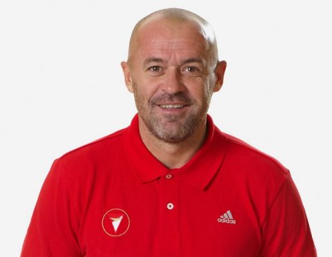 Bücs Zsolt dühös