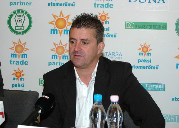 Tóth, Dlusztus, Bíró