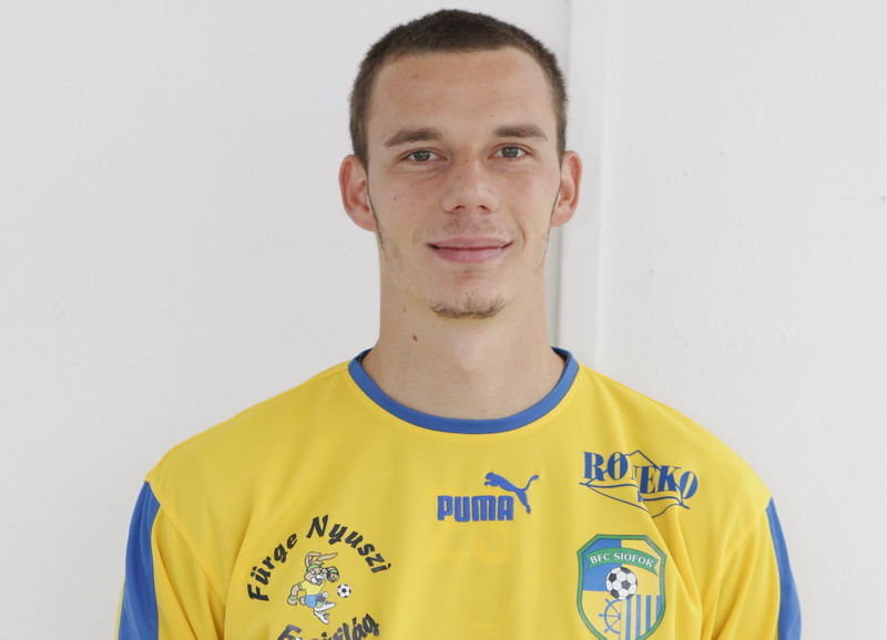 Nagy a gond, de nincs harag