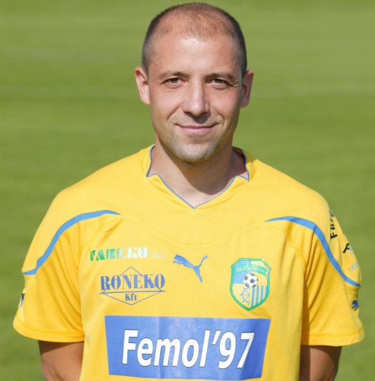 László már gyógyulgat